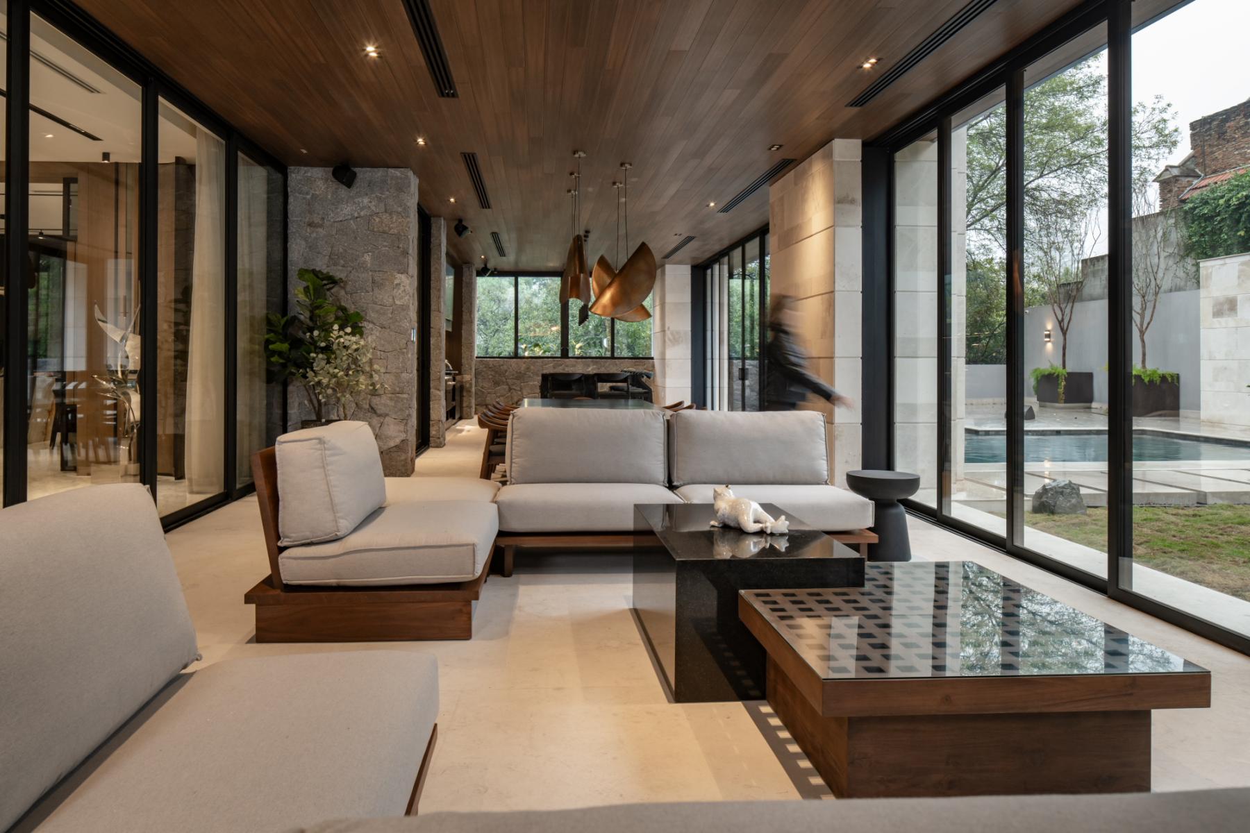 Magnolia House